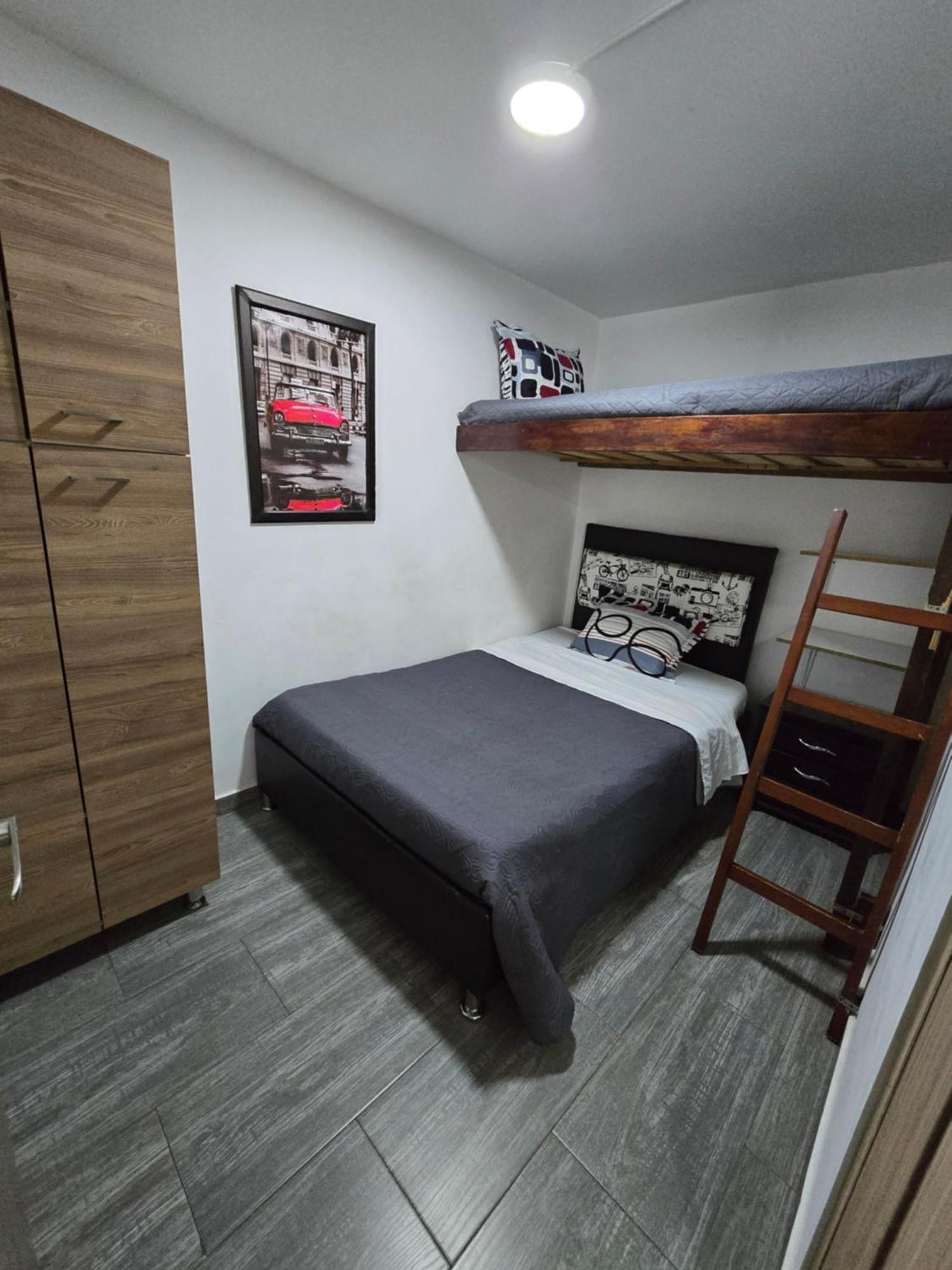 Portal El Dorado, A Solo 5 Min Del Aeropuerto, Vias, Cll 26 Apartamento Bogotá