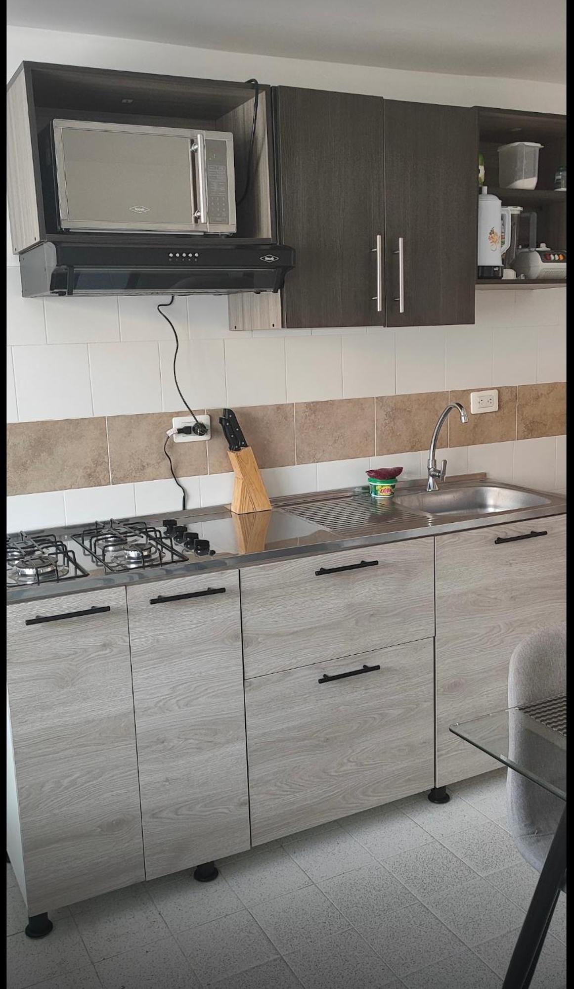Casa Avila - Apartamento Amoblado 2 - Alsacia * Bogotá