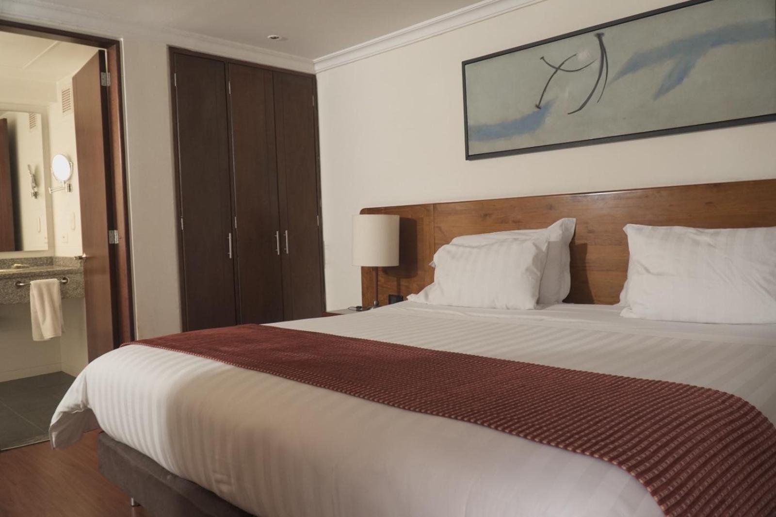 Corferias Ilar Coliving & Embajada Americana Hotel