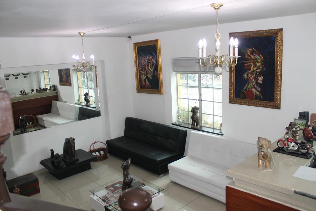 Casa De Las Flores *