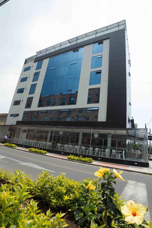 Hotel Aw Plaza Miranda 3*