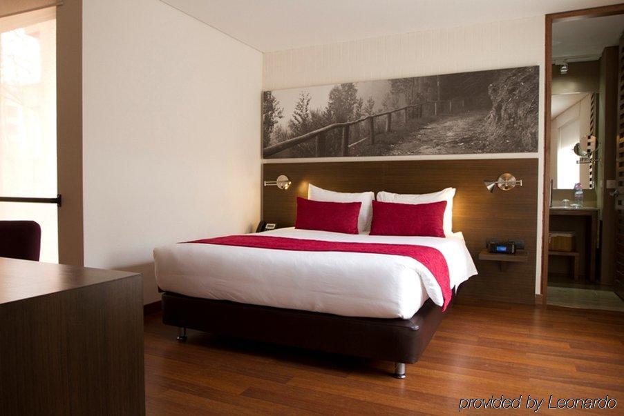84 Dc Hotel
