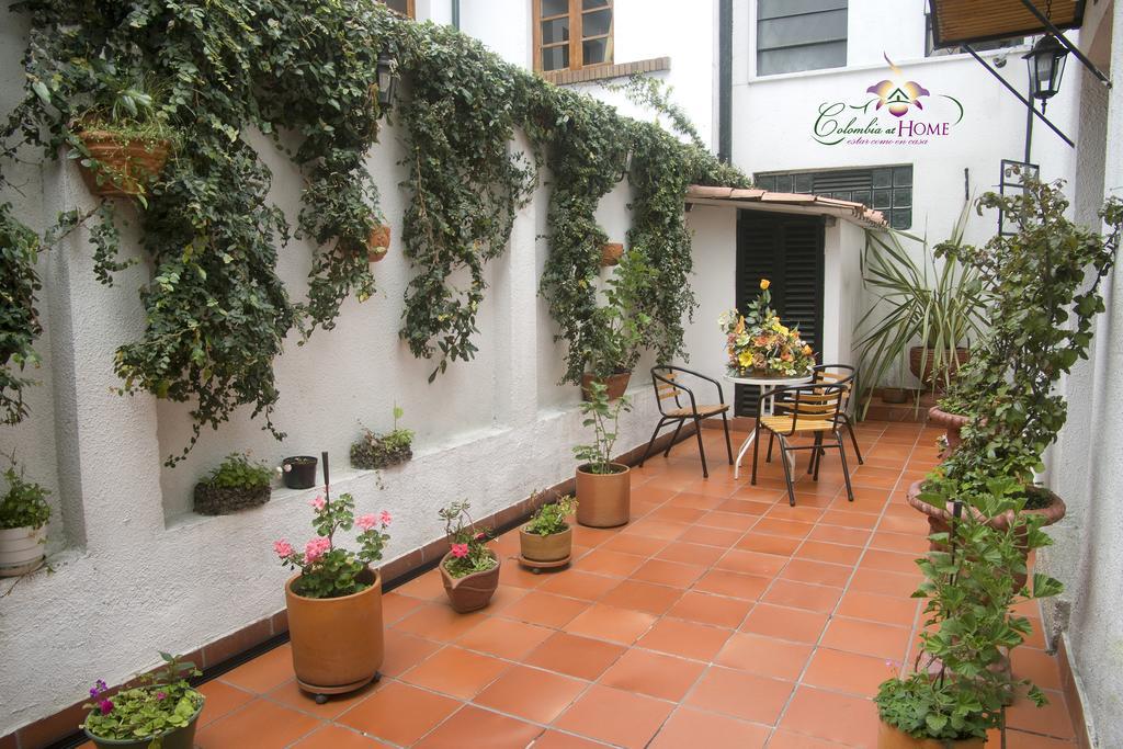 Colombia At Hotel 2*