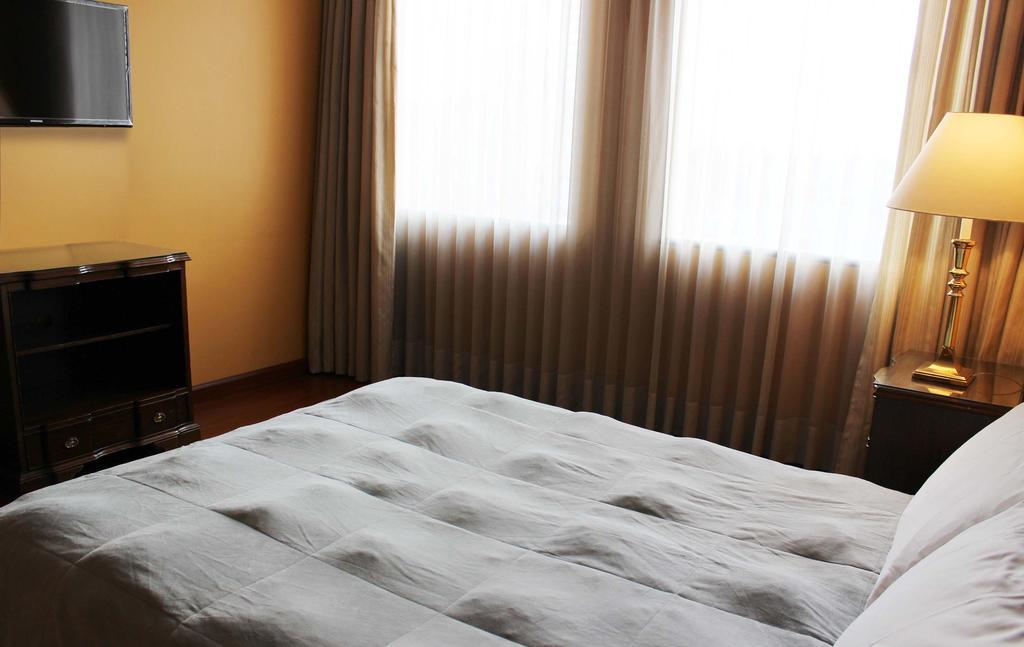 Studio 40 Apartahotel 2*