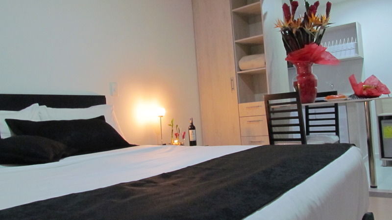 Aparta Hotel Bc
