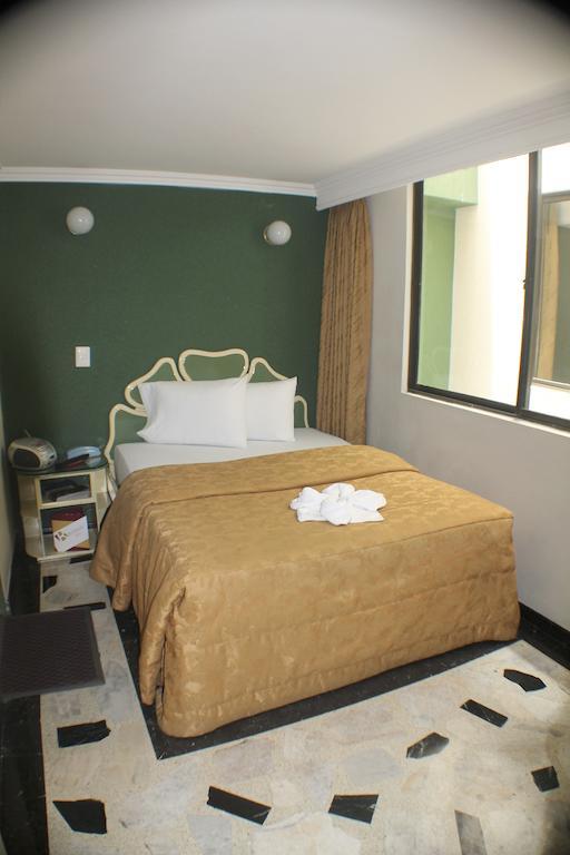 Business 3* Bogotá