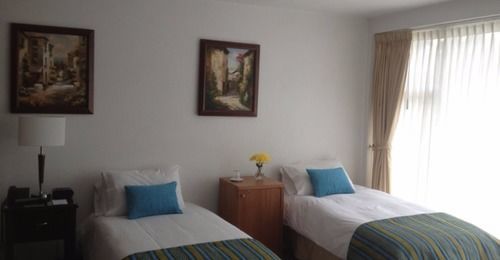 Hotel Parkway
