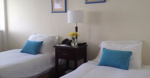 Hotel Parkway