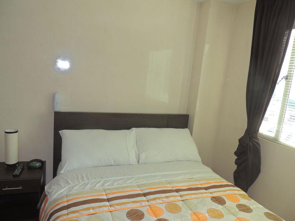 Hotel Titan &