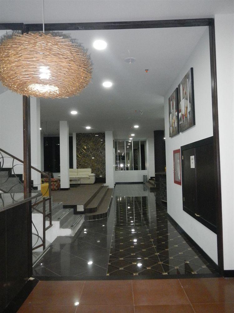 Boutique Center Hotel