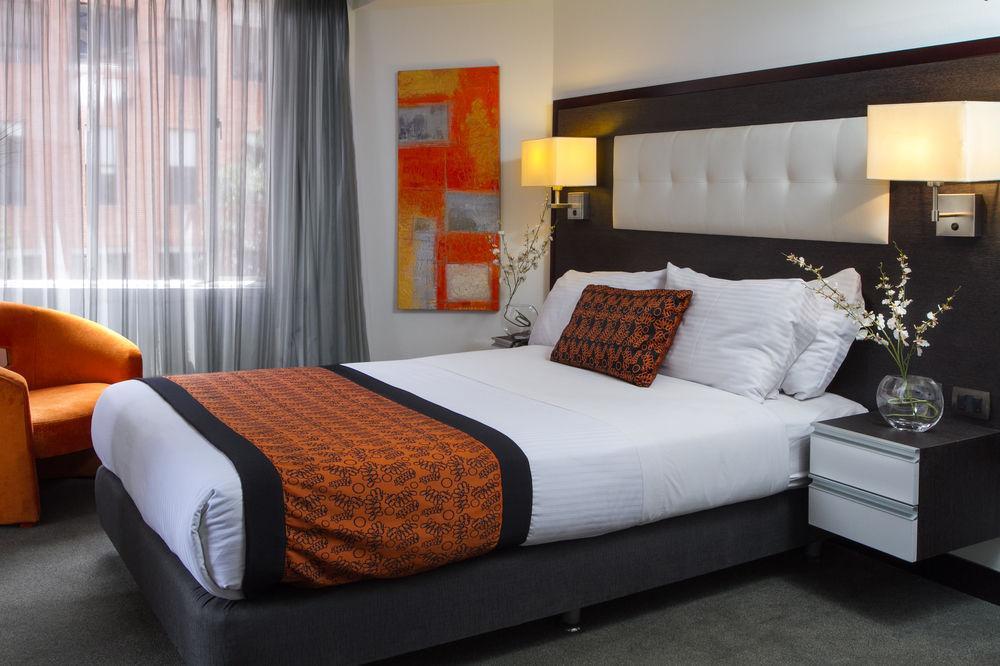Expo Parque Bavaria Hotel 3*