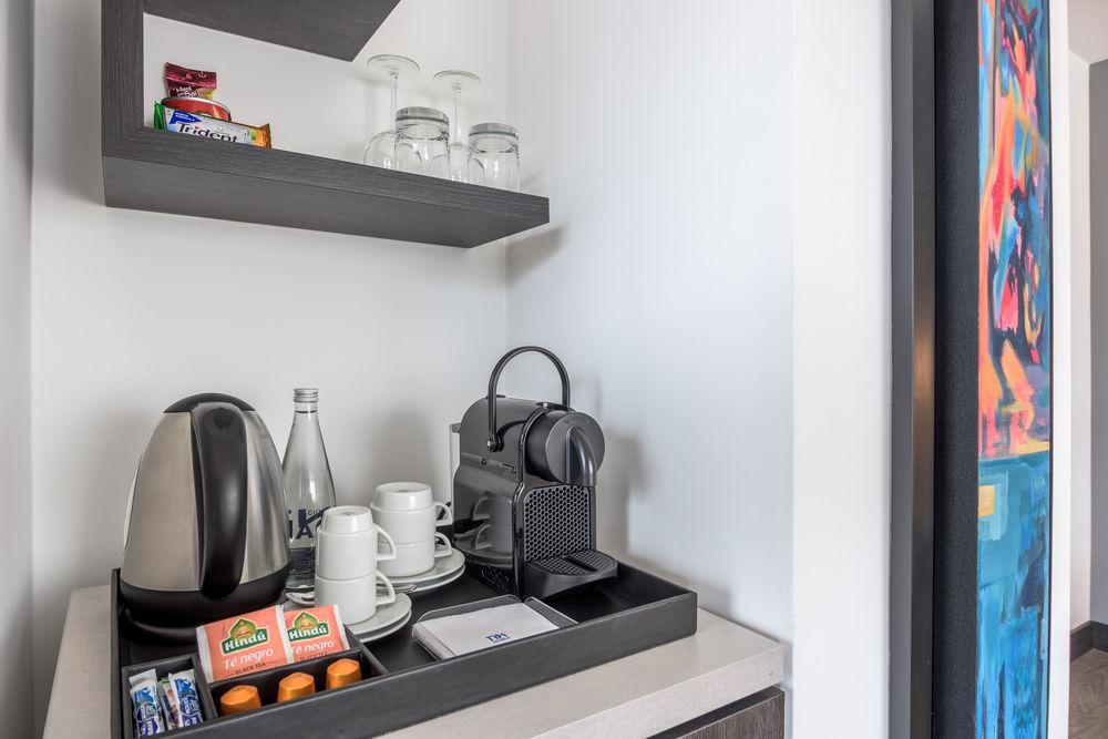 Nh Urban 26 Royal Hotel 4*