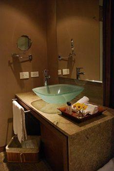84 Dc Hotel 4*