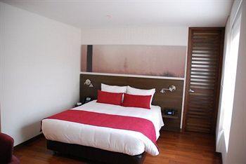 84 Dc Hotel 4*