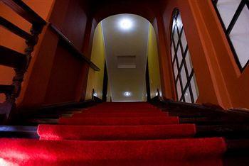 Casanovas Boutique Hotel 3*