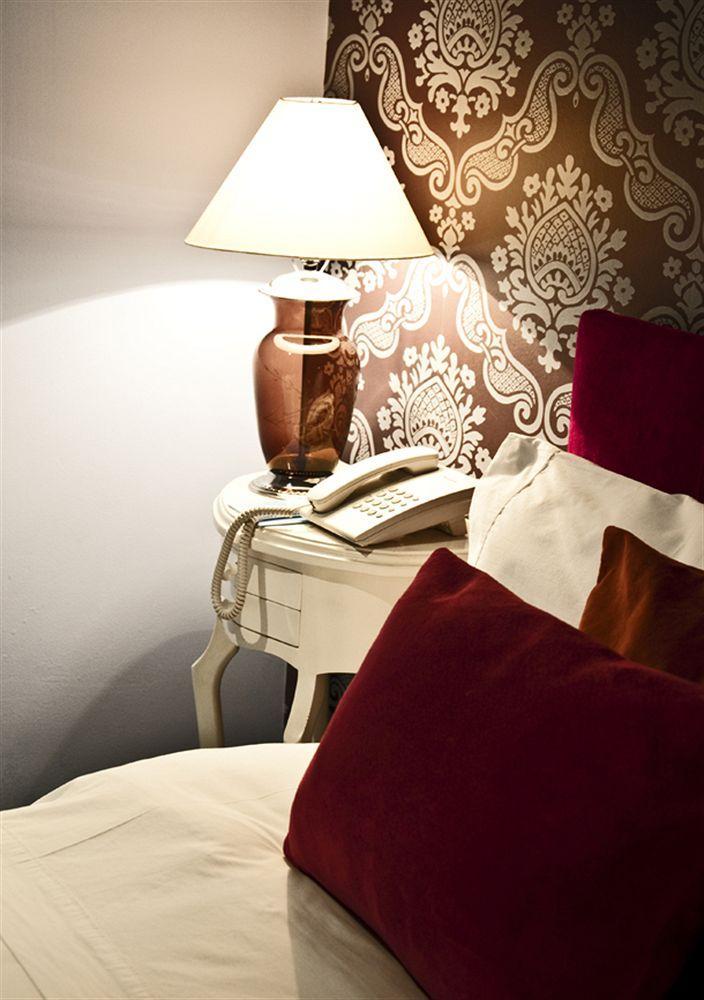 Casanovas Boutique Hotel 3*