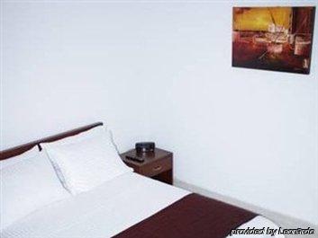 Dorado Gold Airport 3*