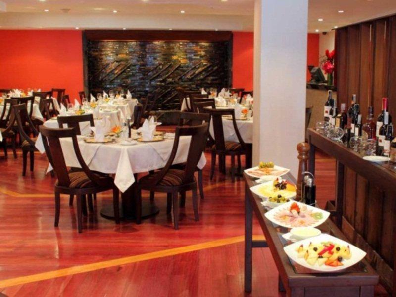 Hotel Estelar De La Feria 4*