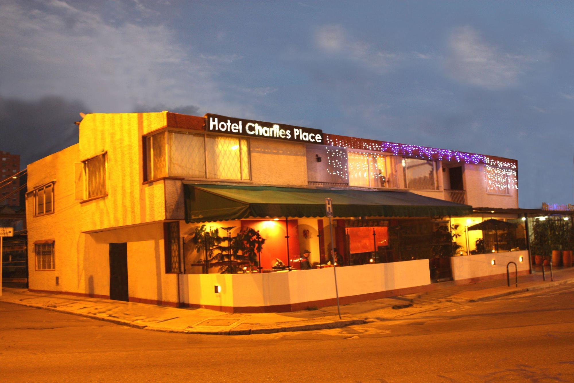 Hotel Charlies Place 3*