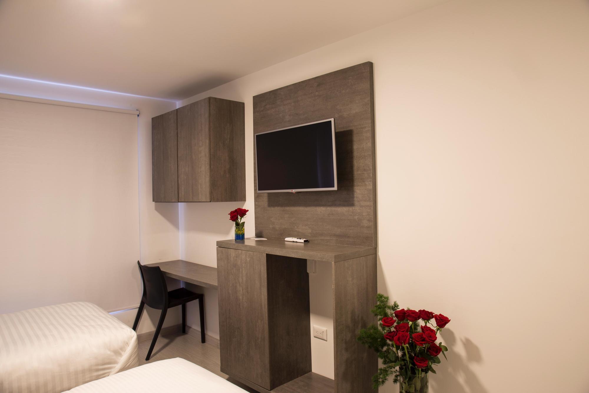 Hotel Agora