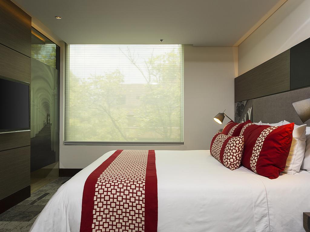 Ek By Preferred Group Hotel