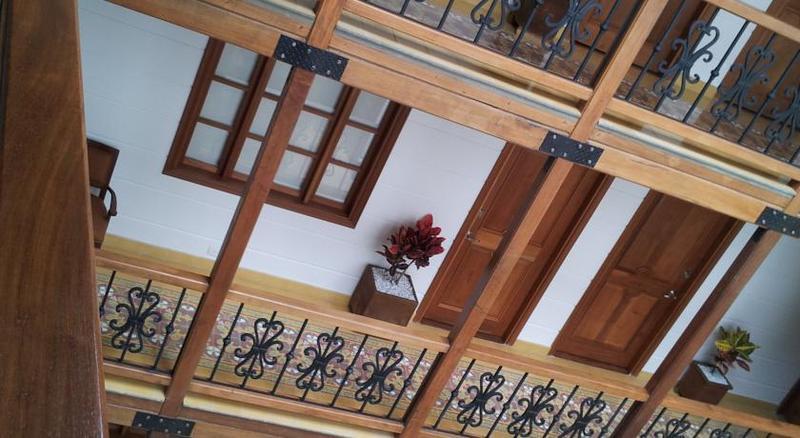 Santa Lucia Boutique Hotel