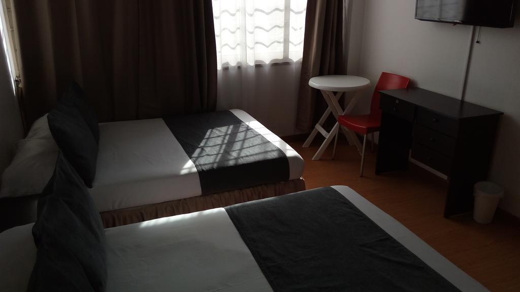 Hotel Pasajero Suites, Corferias 3*