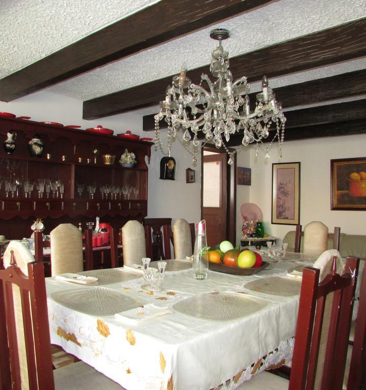 Casa De Huespedes Shalom Victoria Bogota