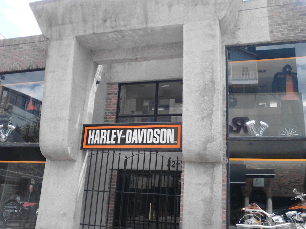 Heroes * Bogotá