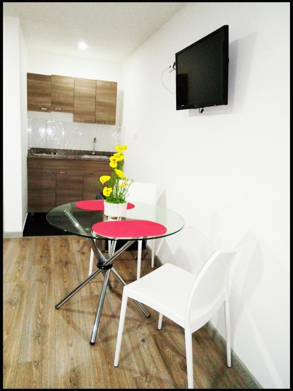 Luxury Suites & Apartahotel
