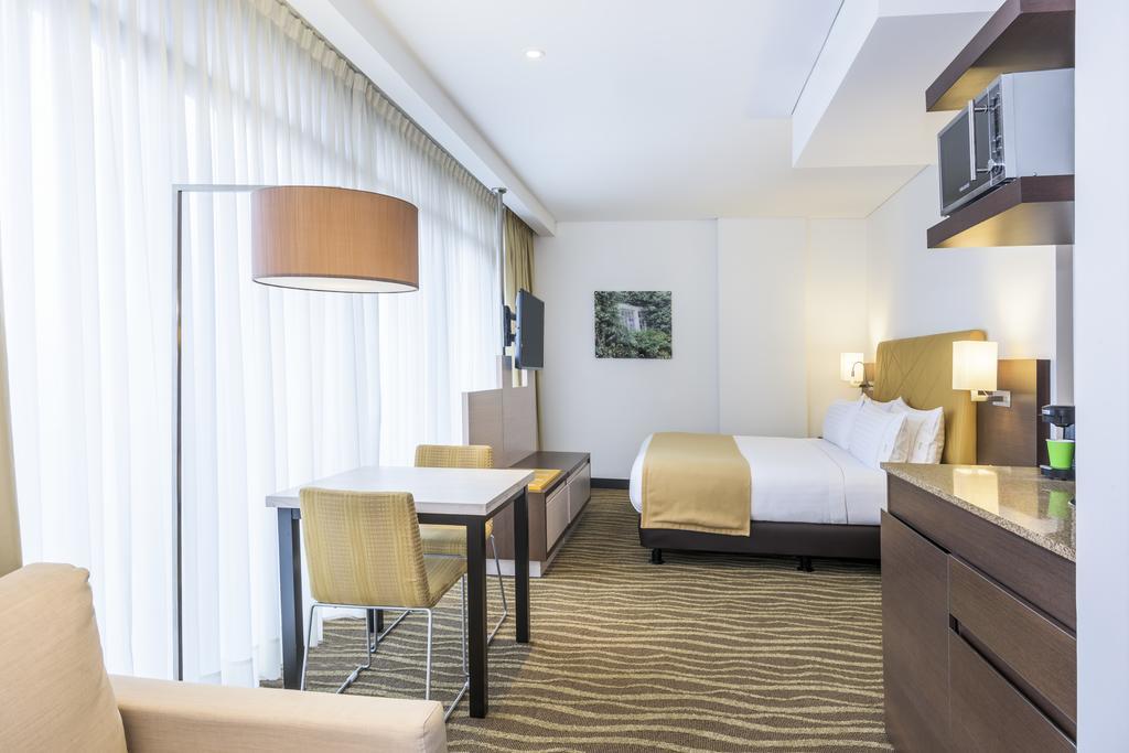 Hotel Holiday Inn Express&Suites Bogota Zona Financiera, an IHG Hotel Bogotá