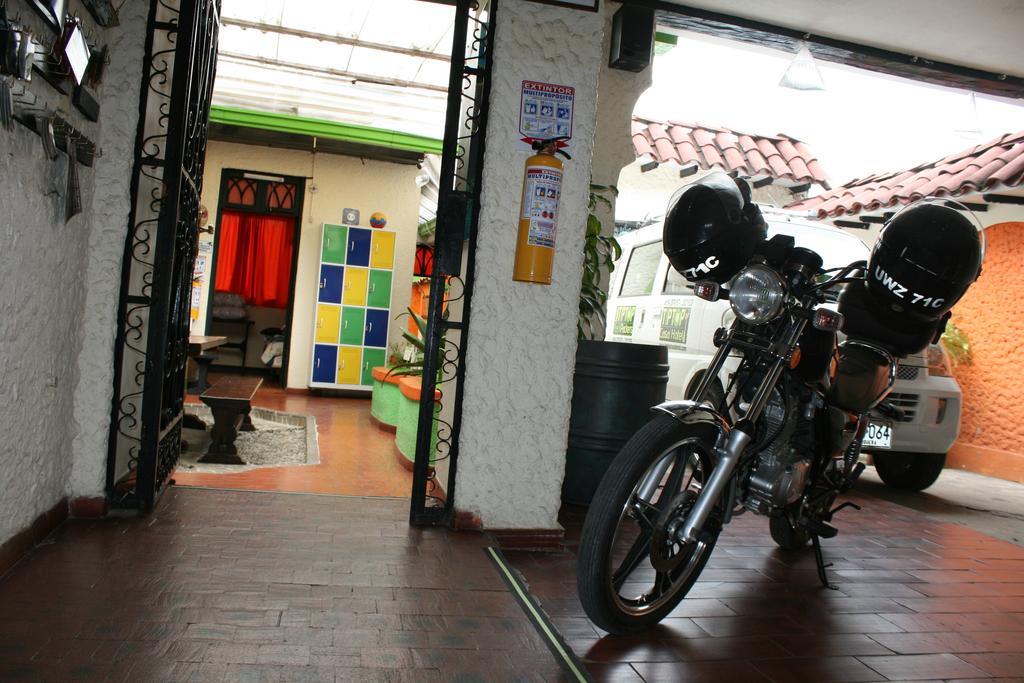 Tip Top Backpackers Apartamento *