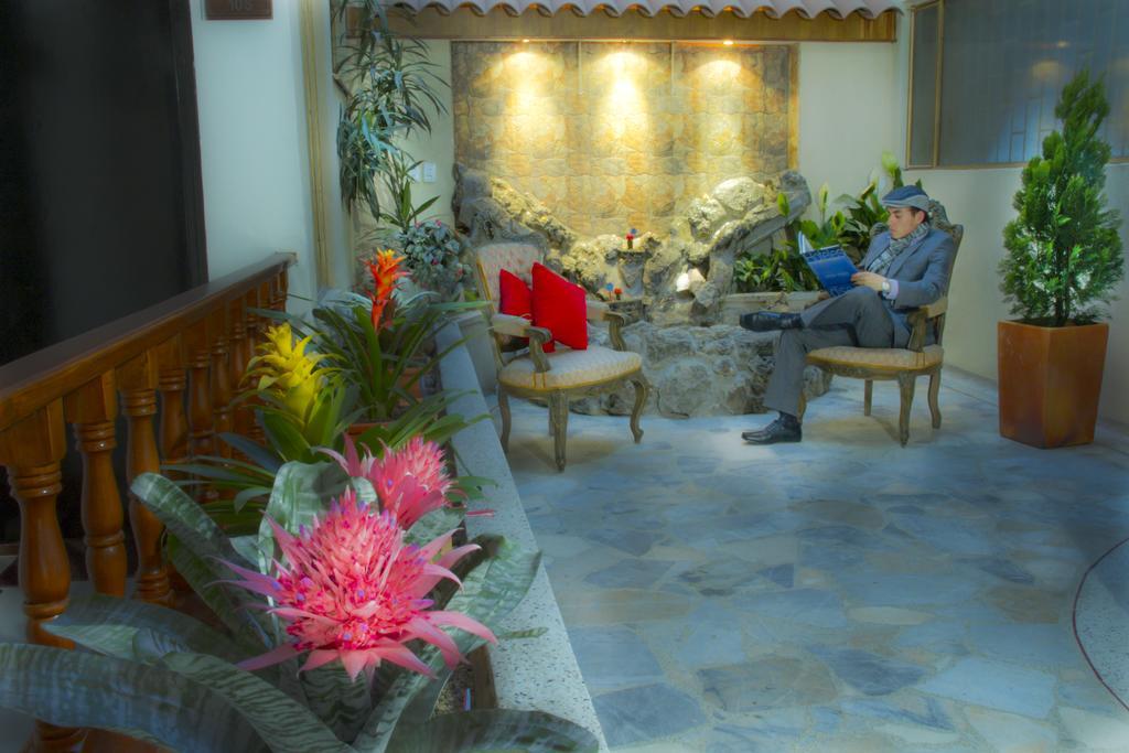Apartahotel Amoblados Casa Regis Bogotá