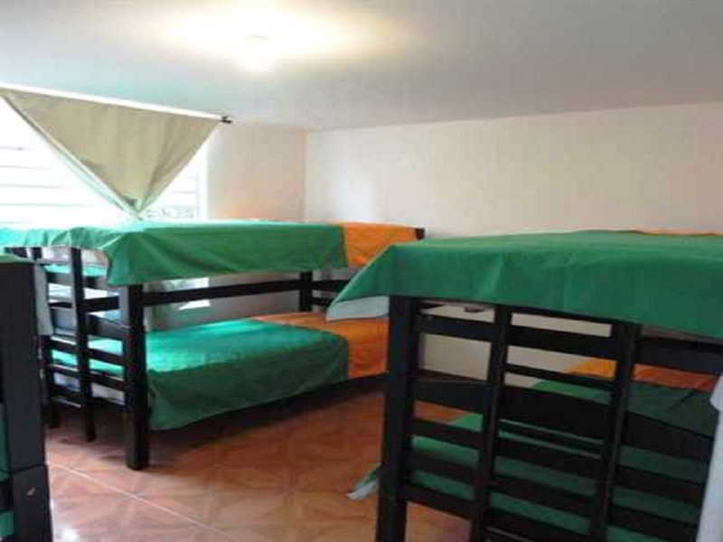 Hostal La Pinta *