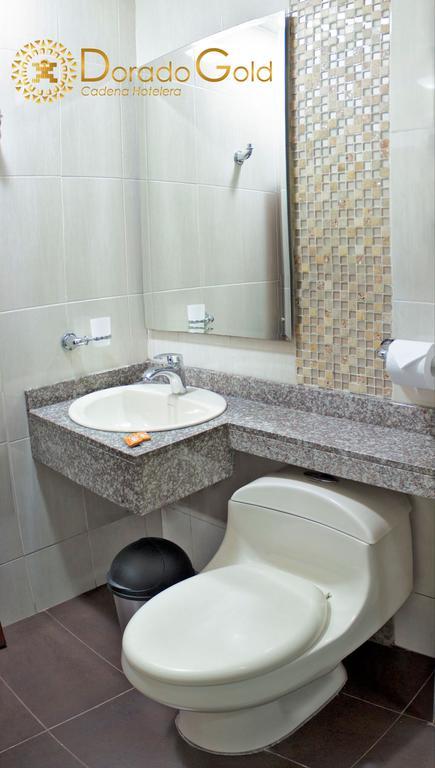 Hotel Dorado Gold Airport 3*