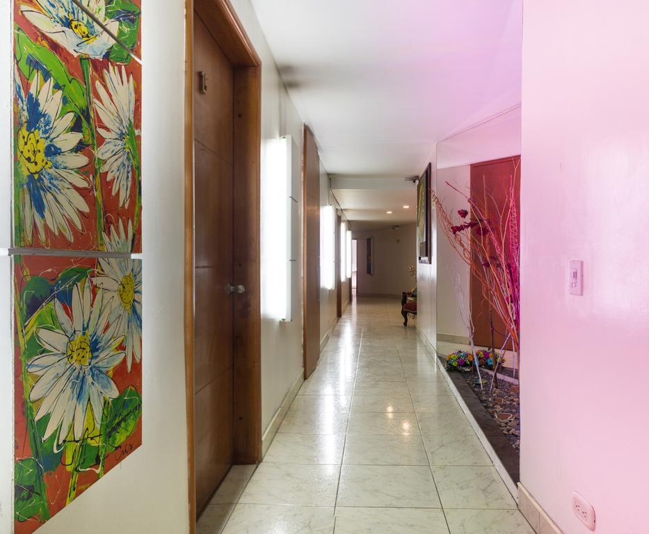 Cm House - Moreno Hotel