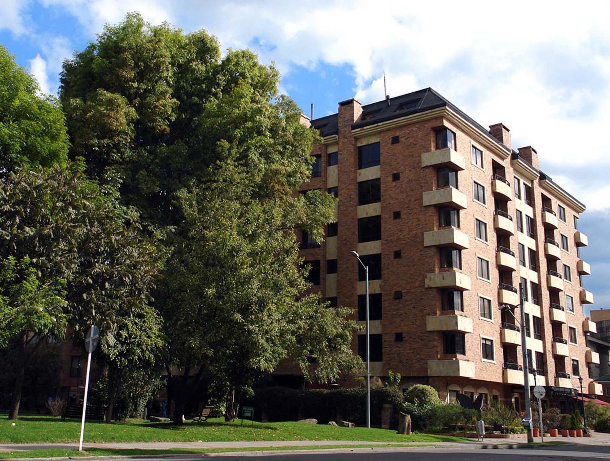 101 Park House 5*
