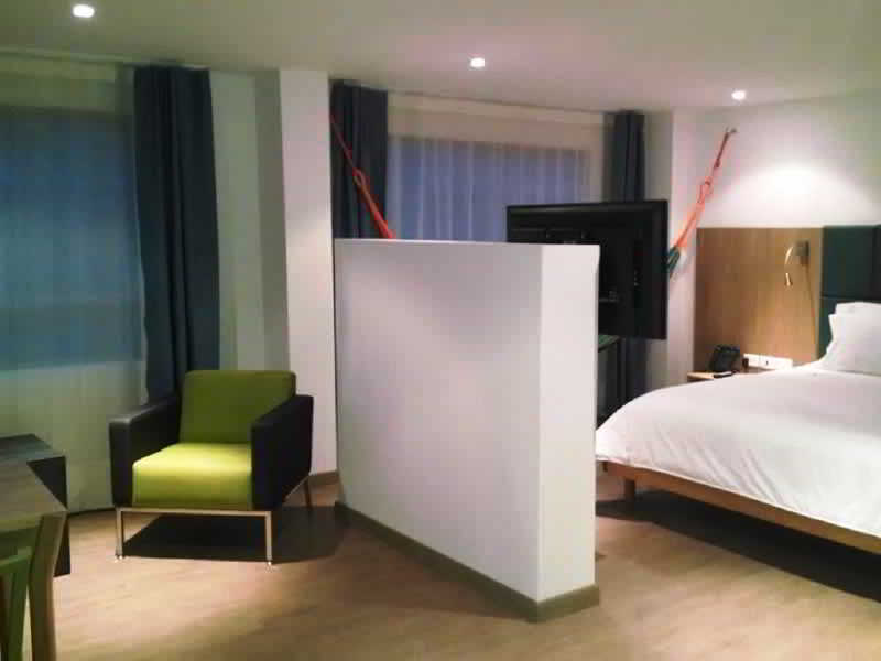 Viaggio Teleport 3* Bogotá