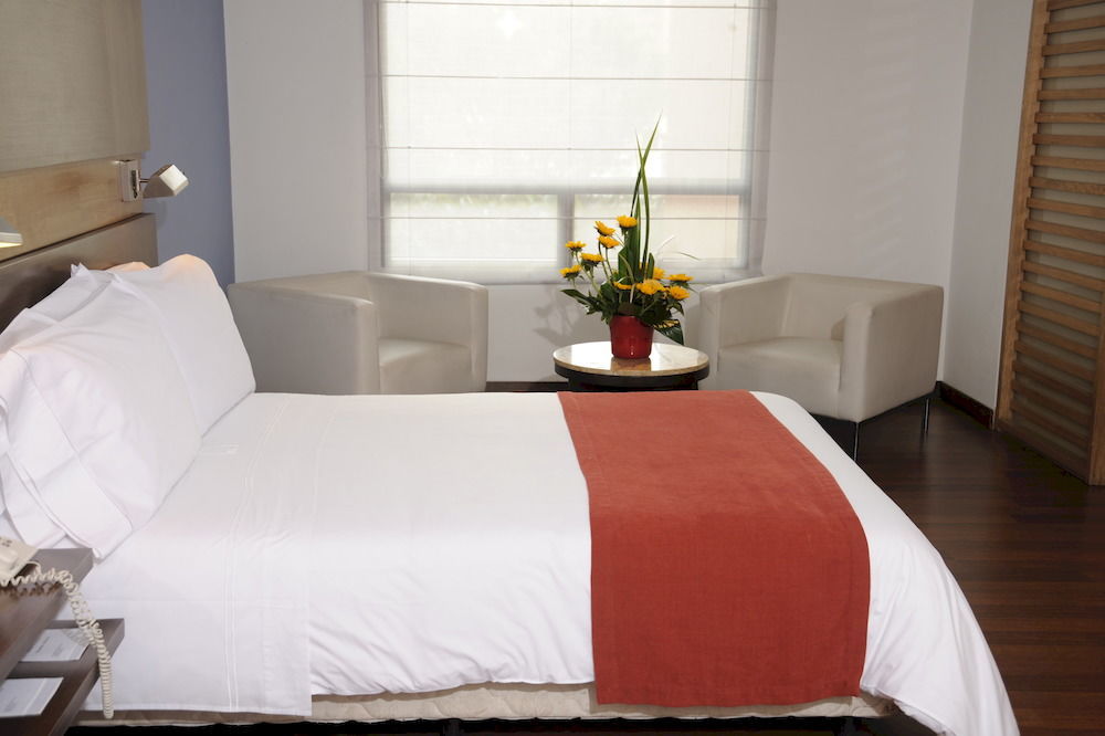 Mercure Bh Retiro 4*