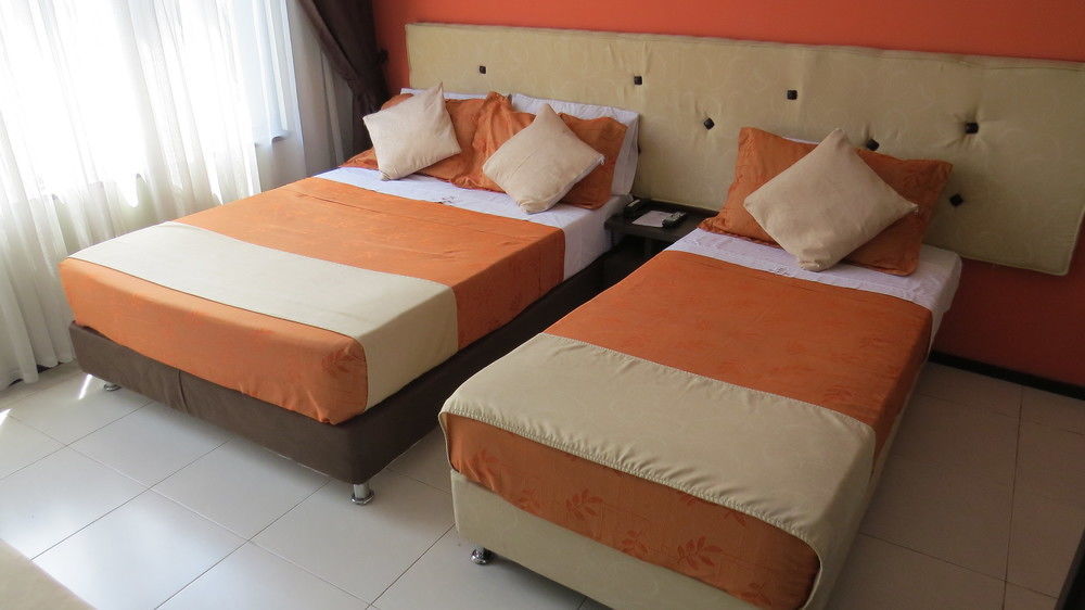 Hotel House A 5 Min De La Embajada Americana 3*