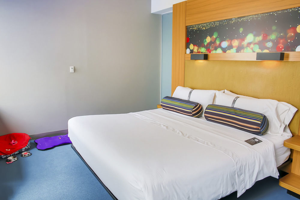 Hotel Aloft Airport Bogota