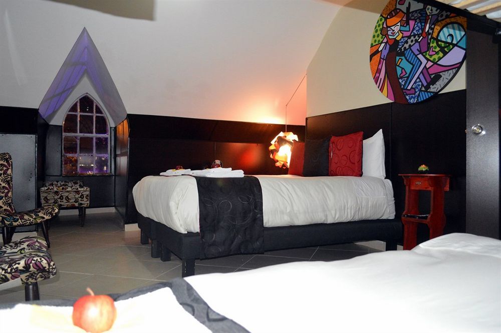 Portal De Oxum Hotel