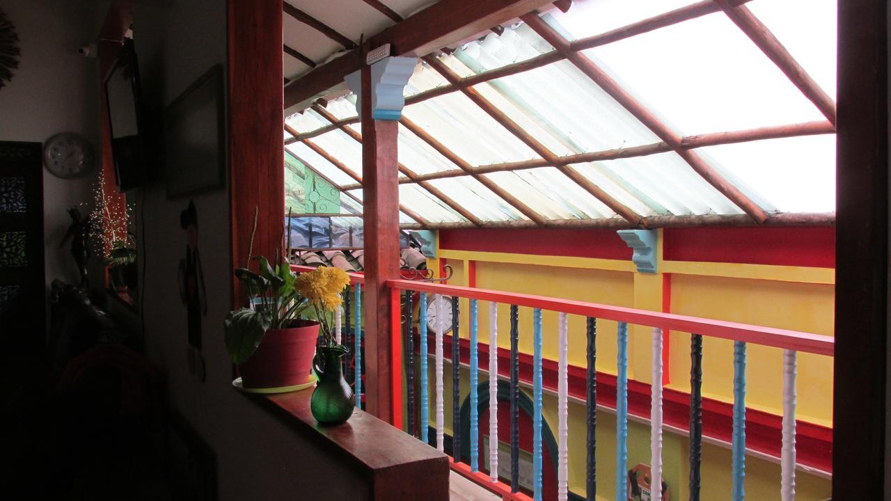 Hostal Tip Top Hostel