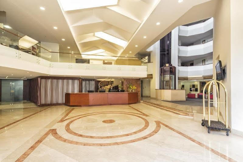 Cosmos 100 And Centro De Convenciones Hotel 5*