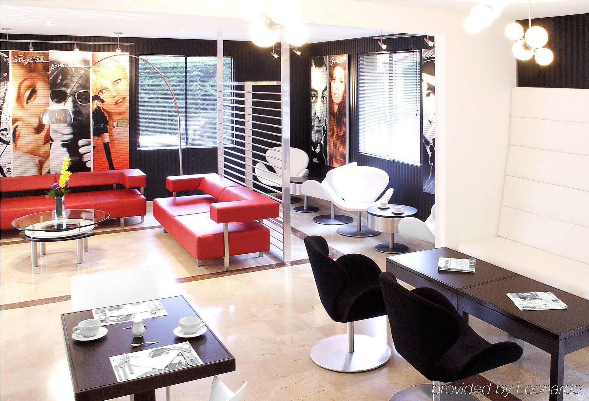 Celebrities Hotel 4*