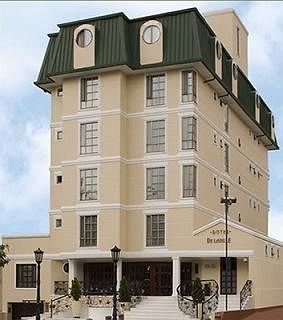 Vintage Hotel