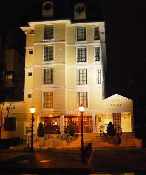 Vintage Hotel