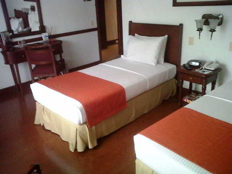 Vintage Hotel 4*