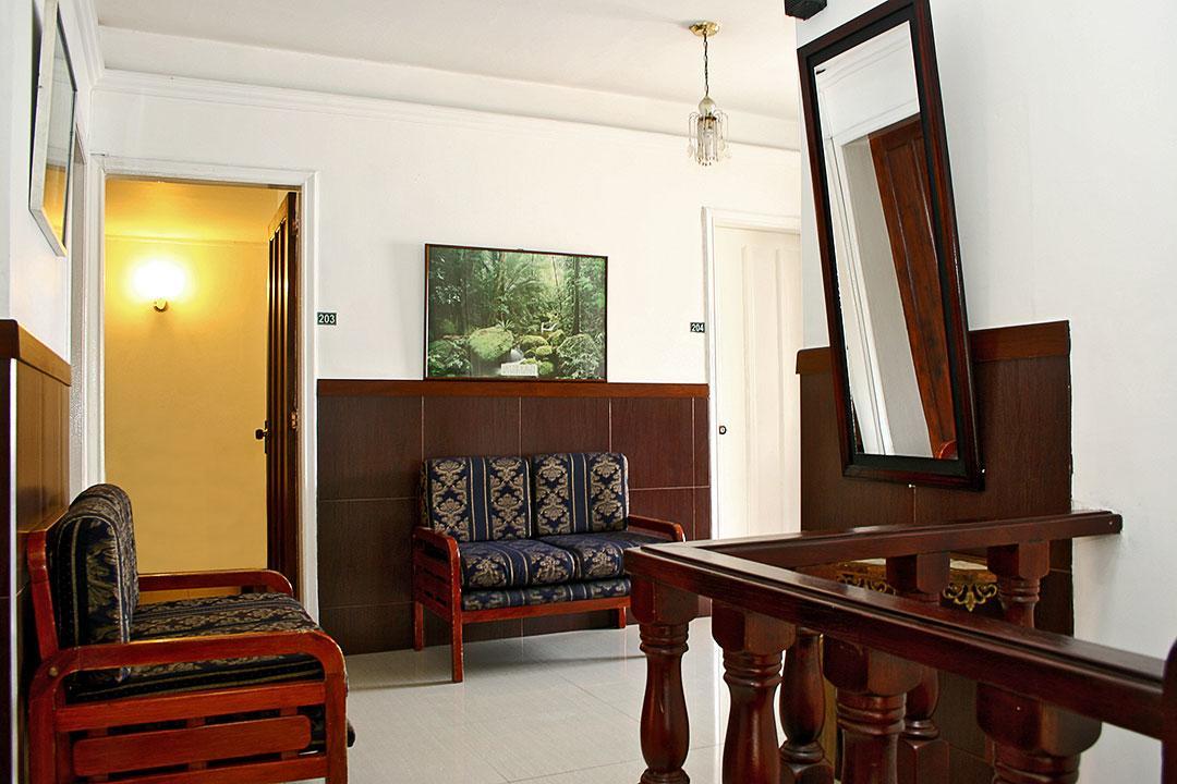 Hotel Karina *