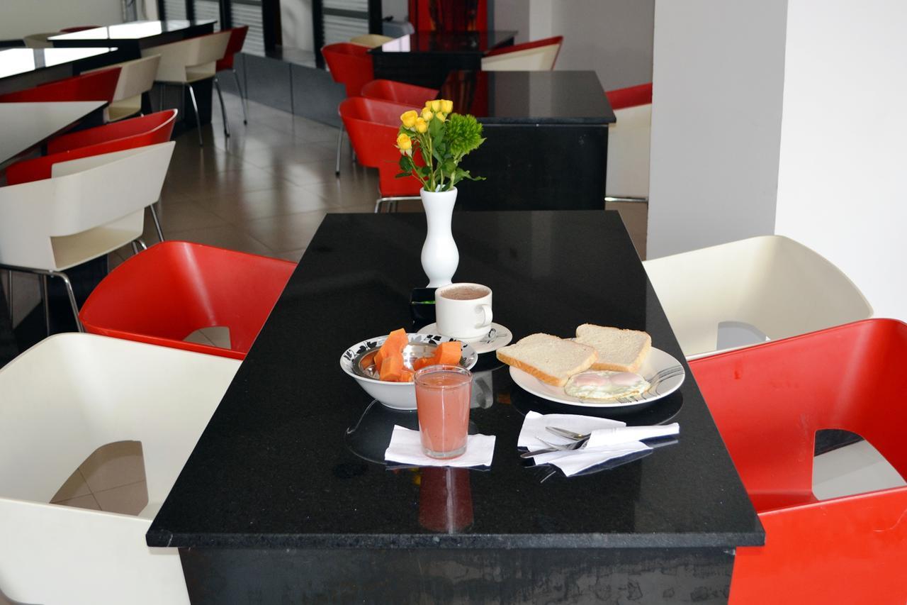 Hotel Expo Corferias 3*